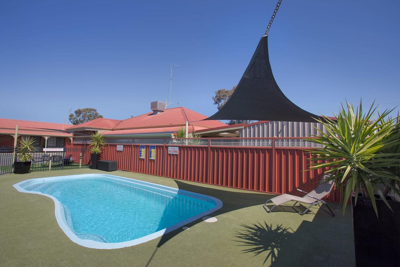 Horsham Country City Motor Inn מראה חיצוני תמונה