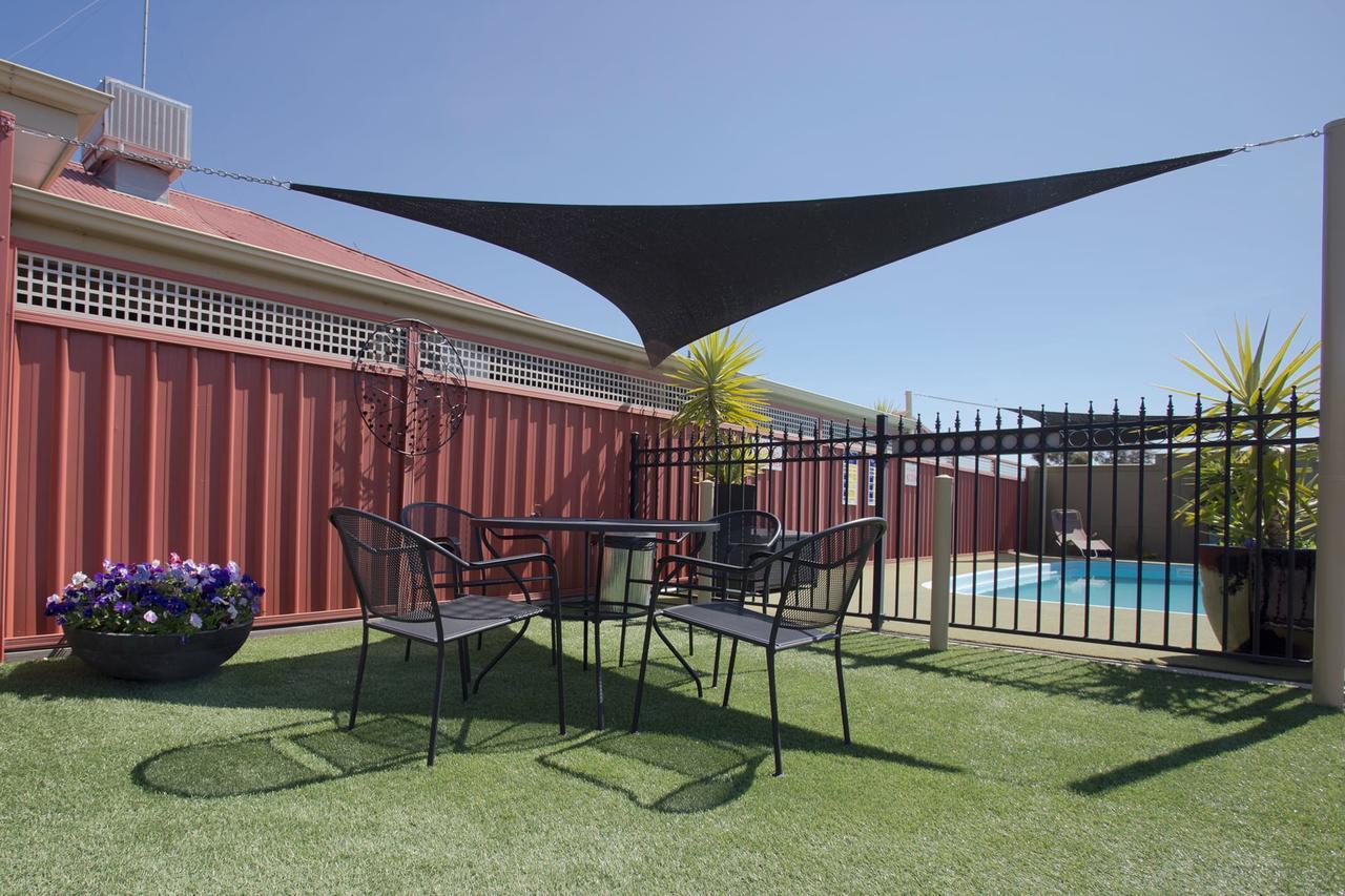Horsham Country City Motor Inn מראה חיצוני תמונה